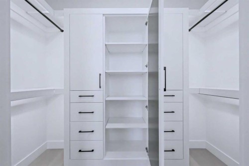 732 33A Street Nw, Calgary, AB - Indoor