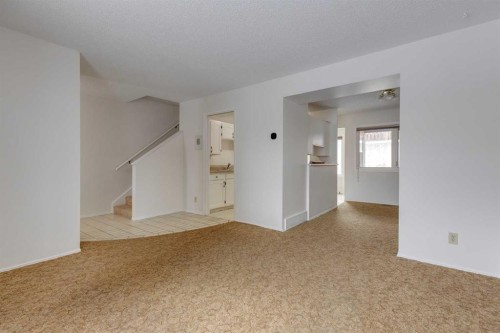 702-9803 24 Street Sw, Calgary, AB - Indoor Photo Showing Other Room
