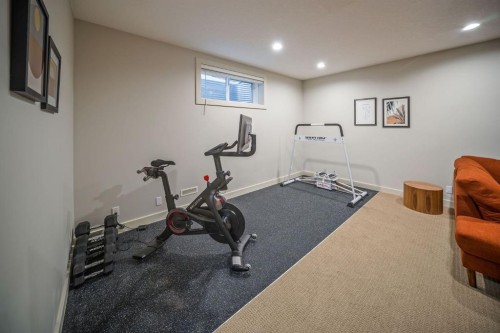 820 19 Avenue Nw, Calgary, AB - Indoor Photo Showing Gym Room