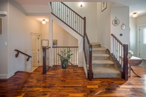 820 19 Avenue Nw, Calgary, AB - Indoor Photo Showing Other Room