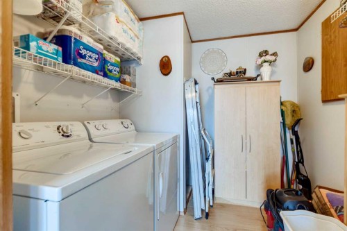 247-3223 83 Street Nw, Calgary, AB 