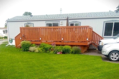 247-3223 83 Street Nw, Calgary, AB 