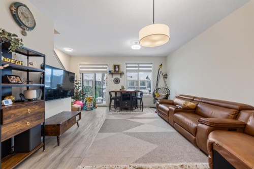 366 Seton Villas Se, Calgary, AB - Indoor