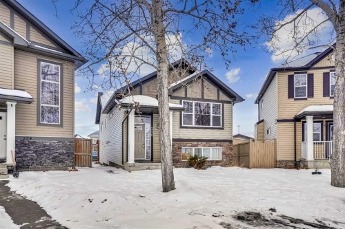 250 Martinwood Place Ne, Calgary, AB - Outdoor