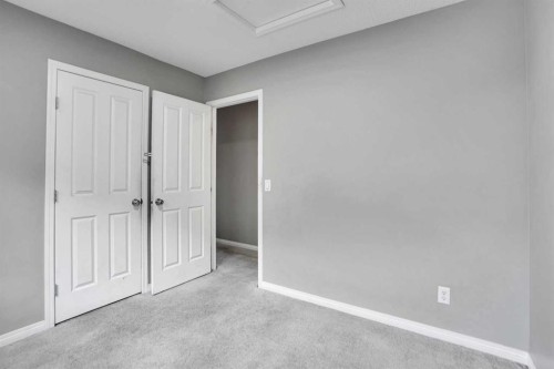 250 Martinwood Place Ne, Calgary, AB - Indoor Photo Showing Other Room