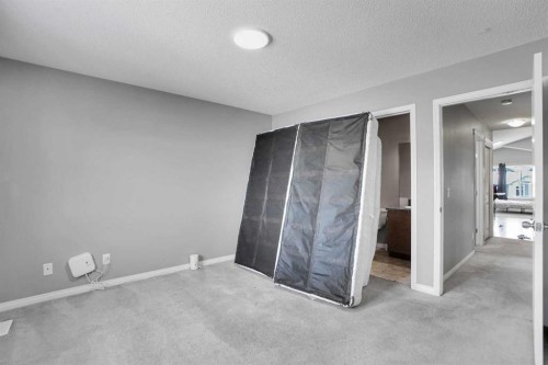 250 Martinwood Place Ne, Calgary, AB - Indoor