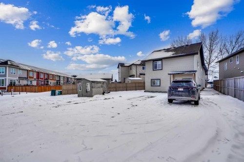 250 Martinwood Place Ne, Calgary, AB - Outdoor