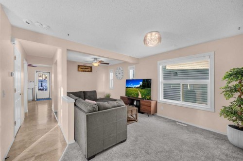 131 Coral Springs Circle Ne, Calgary, AB - Indoor