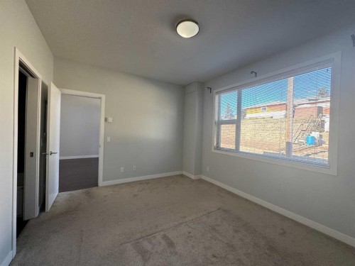 528-4303 1 Street Ne, Calgary, AB - Indoor Photo Showing Other Room