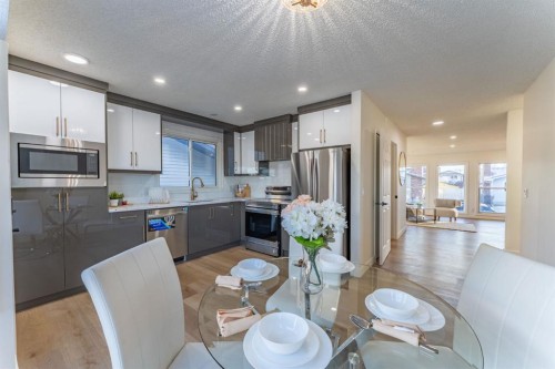 344 Templeview Drive Ne, Calgary, AB - Indoor