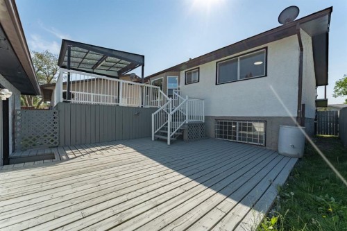 344 Templeview Drive Ne, Calgary, AB - Outdoor With Deck Patio Veranda With Exterior