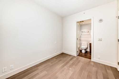 322-222 Riverfront Avenue Sw, Calgary, AB - Indoor Photo Showing Other Room