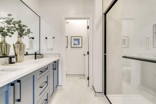 1-440 32 Avenue Nw, Calgary, AB - Indoor Photo Showing Bathroom