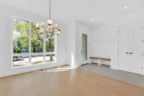 434 23 Avenue Nw, Calgary, AB - Indoor Photo Showing Other Room