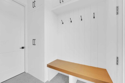 434 23 Avenue Nw, Calgary, AB - Indoor Photo Showing Other Room