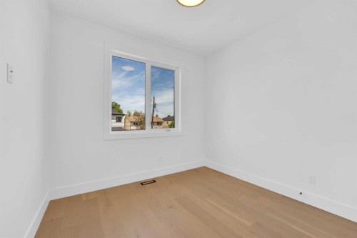 434 23 Avenue Nw, Calgary, AB - Indoor Photo Showing Other Room