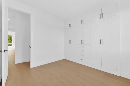 434 23 Avenue Nw, Calgary, AB - Indoor Photo Showing Other Room