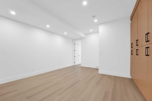 434 23 Avenue Nw, Calgary, AB - Indoor