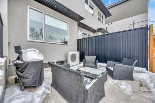 418 13 Avenue Ne, Calgary, AB - Outdoor With Exterior