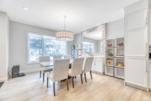 418 13 Avenue Ne, Calgary, AB - Indoor Photo Showing Dining Room
