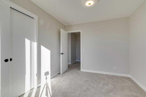 102-14800 1 Street, Calgary, AB - Indoor Photo Showing Other Room