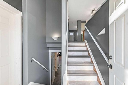 20 High Ridge Close Nw, High River, AB - Indoor Photo Showing Other Room