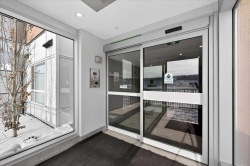 325-245 Edith Place Nw, Calgary, AB -  Photo Showing Other Room