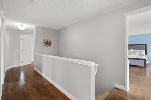 15209 Prestwick Boulevard Se, Calgary, AB - Indoor Photo Showing Other Room