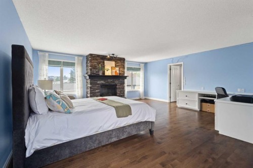 15209 Prestwick Boulevard Se, Calgary, AB - Indoor Photo Showing Bedroom