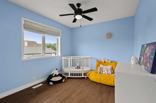 15209 Prestwick Boulevard Se, Calgary, AB - Indoor Photo Showing Bedroom