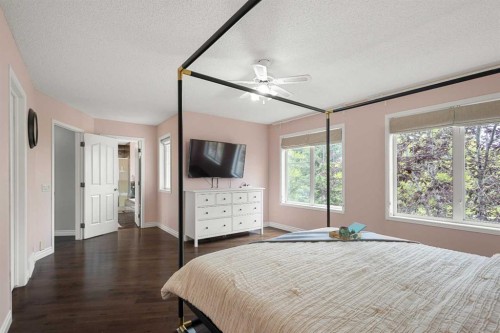15209 Prestwick Boulevard Se, Calgary, AB - Indoor Photo Showing Bedroom