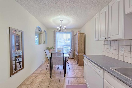 24 Shawmeadows Road Sw, Calgary, AB - Indoor