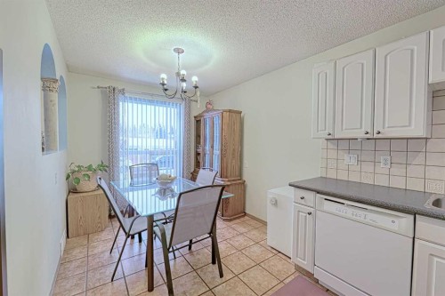 24 Shawmeadows Road Sw, Calgary, AB - Indoor Photo Showing Other Room