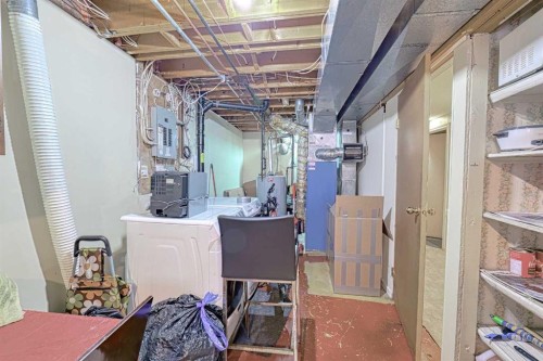 24 Shawmeadows Road Sw, Calgary, AB - Indoor