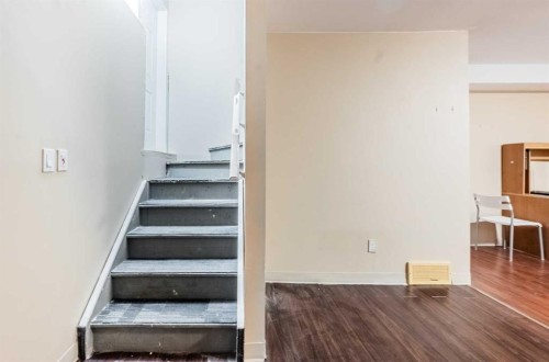 913 Taradale Drive Ne, Calgary, AB - Indoor Photo Showing Other Room