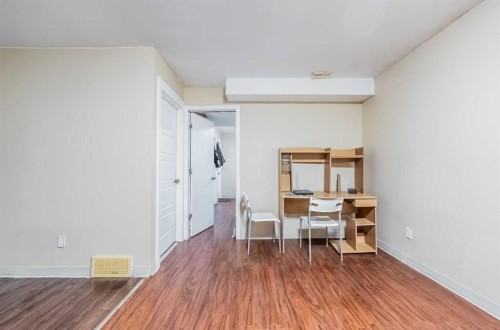 913 Taradale Drive Ne, Calgary, AB - Indoor