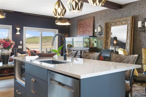 255 Heritage Heights, Cochrane, AB - Indoor Photo Showing Other Room