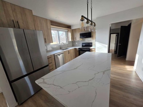 59 Brookpark Crescent Sw, Calgary, AB - Indoor