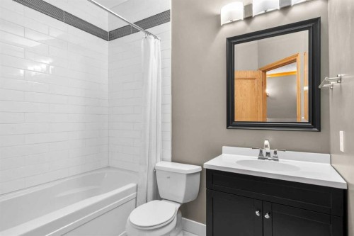 12 Prominence Point Sw, Calgary, AB - Indoor Photo Showing Bathroom