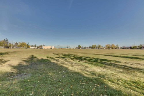 3529 40 Street Sw, Calgary, AB - Outdoor With View