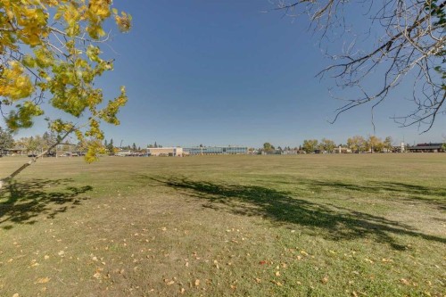 3529 40 Street Sw, Calgary, AB - Outdoor With View
