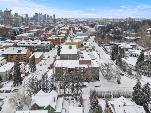 106-1904 10 Street Sw, Calgary, AB - Outdoor With View