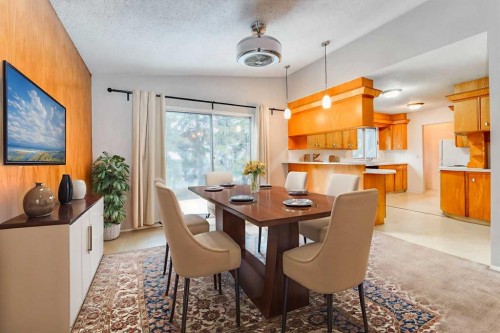 6729 Leeson Court Sw, Calgary, AB - Indoor Photo Showing Other Room