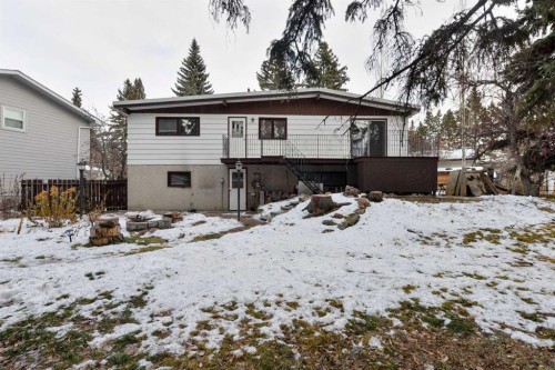 6729 Leeson Court Sw, Calgary, AB - Outdoor