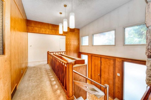 6729 Leeson Court Sw, Calgary, AB - Indoor Photo Showing Other Room