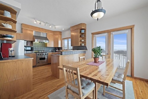 16111 274 Avenue East, Rural Foothills County, AB - Indoor Photo Showing Dining Room