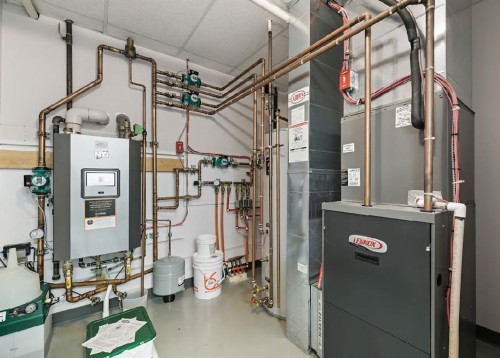 16111 274 Avenue East, Rural Foothills County, AB - Indoor Photo Showing Basement