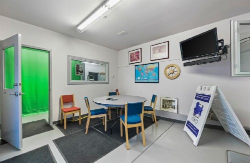 16111 274 Avenue East, Rural Foothills County, AB - Indoor