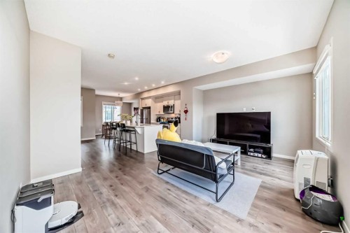 621 Nolanlake Villas Nw, Calgary, AB - Indoor Photo Showing Living Room