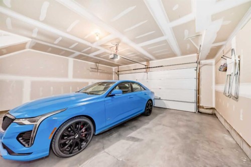 621 Nolanlake Villas Nw, Calgary, AB - Indoor Photo Showing Garage